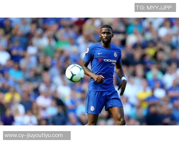 果阿后卫桑德什西甘与吕迪格神似引热议球迷们怎么看这对撞脸现象